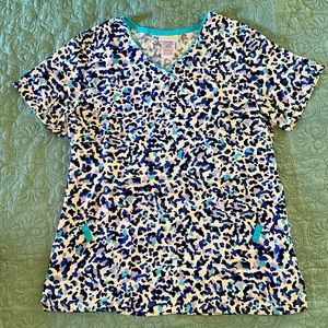 Womens scrub top, blue leopard print, size S